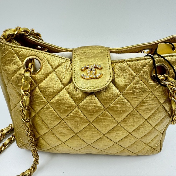 Sale!CHANEL Limited Edition Crystal CC Logo Shoulder Bag TWS - Picture 8 of 16